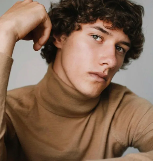 Agencia Bellegroup modelos masculinos